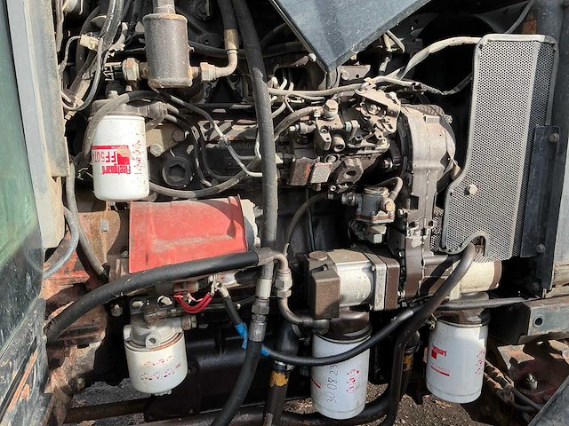 1996 new holland l85 dt vierwielaangedreven landbouwtractor - afbeelding 11 van  12