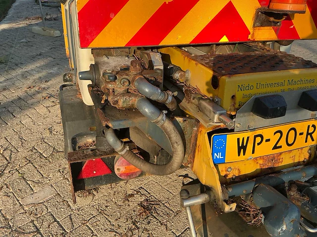 1996 nido n90 0.8-12 awtln 300 getrokken zoutstrooier – 800 liter - afbeelding 13 van  17