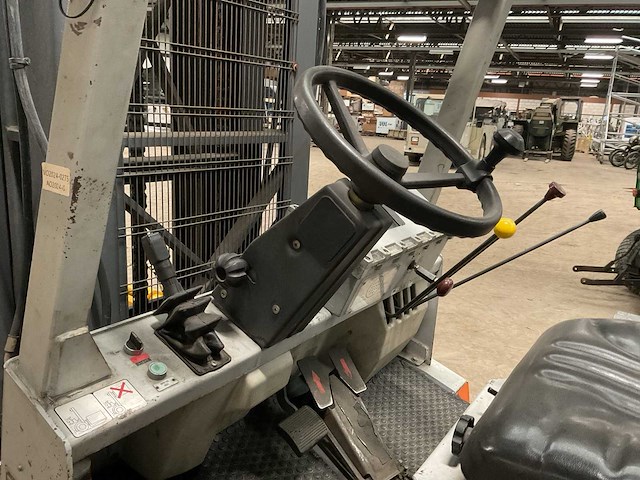 1996 om e40n vorkheftruck - afbeelding 11 van  13