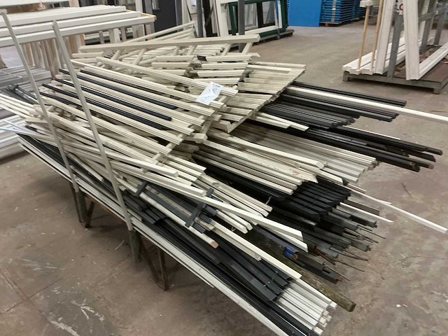 1996 pertici univer 330ip dubbele verstekzaagmachine - afbeelding 6 van  16