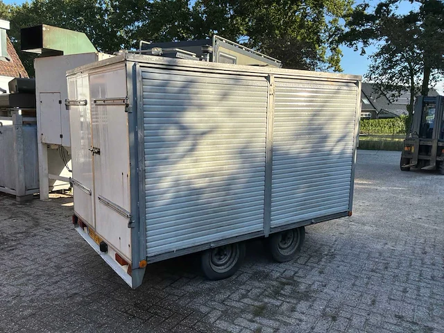1996 pijnappel pta 1500 stoomreiniger in aanhangwagen - afbeelding 3 van  9