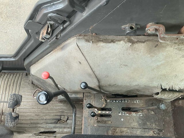 1996 renault ceres 85 oldtimer tractor - afbeelding 13 van  20