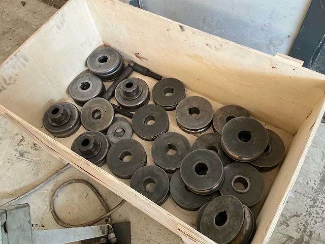 1996 saf curvatrici cs 60 h hydraulische profielwals - afbeelding 9 van  18