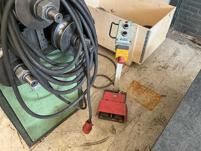 1996 saf curvatrici cs 60 h hydraulische profielwals - afbeelding 17 van  18