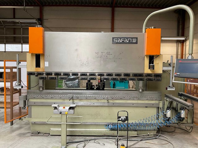 1996 safan plcs 80-3100 ts2 cnc-kantbank - afbeelding 18 van  23