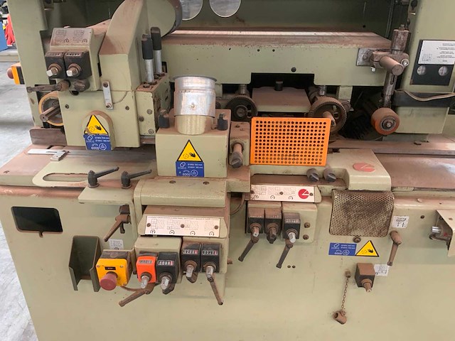 1996 scm compact 23 vierzijdige profileer schaafmachine - afbeelding 7 van  9