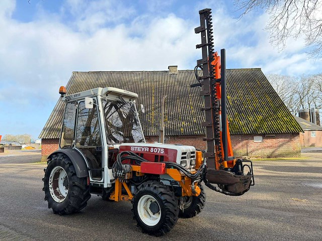 1996 steyr 8075 as vierwielaangedreven landbouwtractor - afbeelding 12 van  16