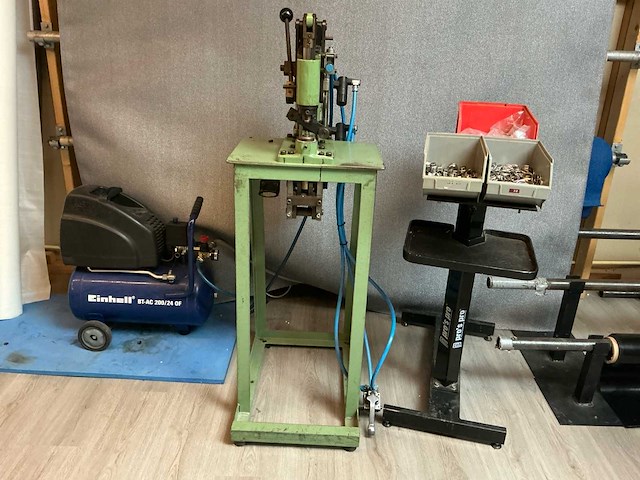 1996 usine union m90700pmo4 ponsmachine met compressor - afbeelding 1 van  7