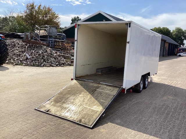 1996 van weel vw2001 gesloten 2-assige bakaanhangwagen - afbeelding 1 van  5