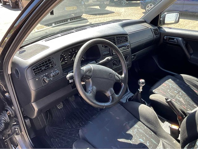 1996 volkswagen golf 2.0 gti personenauto - afbeelding 2 van  26