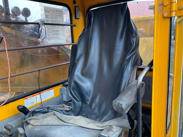 1996 woltman p.m.i. 955 lc rupsgraafmachine funderingsmachine - afbeelding 33 van  44