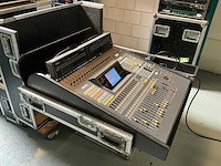 1996 yamaha 02r digitale mengtafel - afbeelding 4 van  7