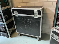 1996 yamaha 02r digitale mengtafel - afbeelding 7 van  7