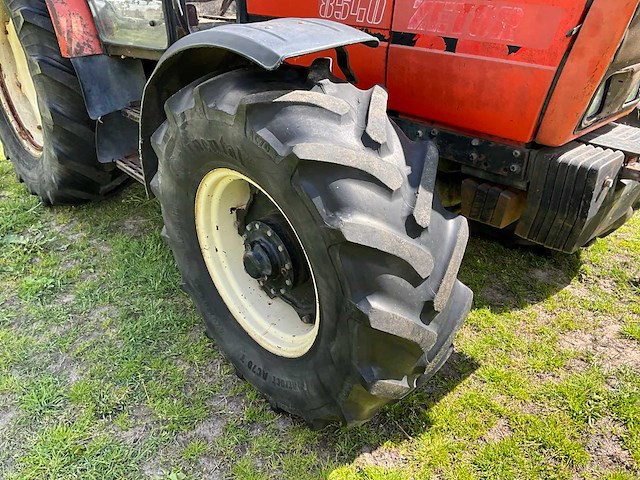 1996 zetor 8540 vierwielaangedreven landbouwtractor - afbeelding 13 van  32