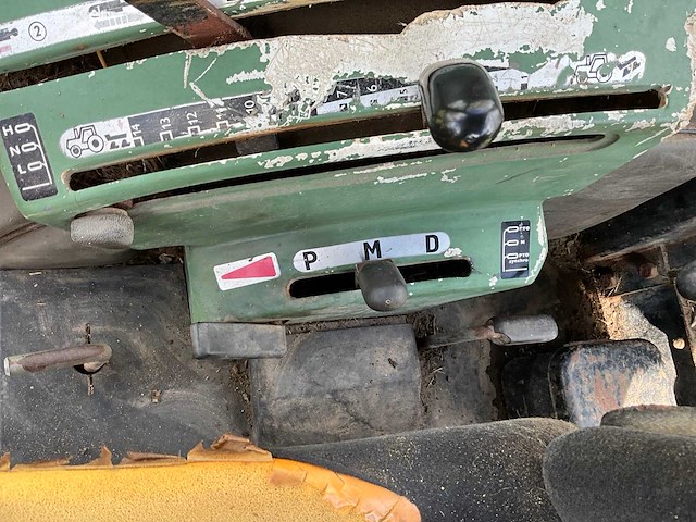 1996 zetor 8540 vierwielaangedreven landbouwtractor - afbeelding 19 van  32