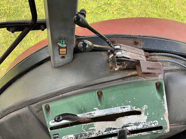 1996 zetor 8540 vierwielaangedreven landbouwtractor - afbeelding 20 van  32