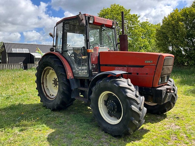 1996 zetor 8540 vierwielaangedreven landbouwtractor - afbeelding 27 van  32