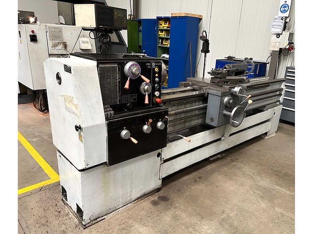 1997 - zmm sliven - cu 400 - centre lathe - afbeelding 1 van  3