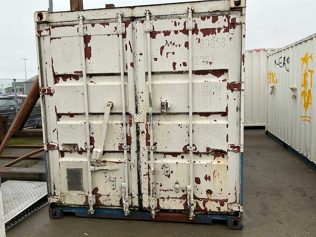 1997 20ft zeecontainer met werkplaatsinrichting - afbeelding 6 van  13