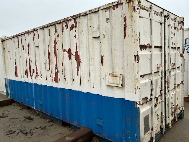 1997 20ft zeecontainer met werkplaatsinrichting - afbeelding 8 van  13