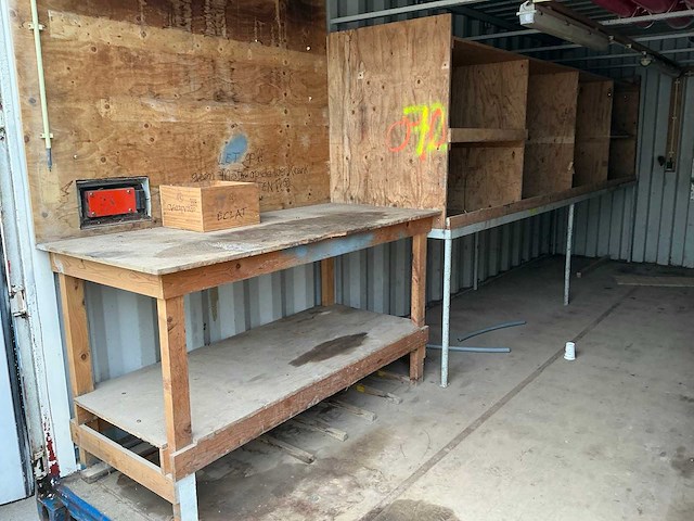 1997 20ft zeecontainer met werkplaatsinrichting - afbeelding 10 van  13