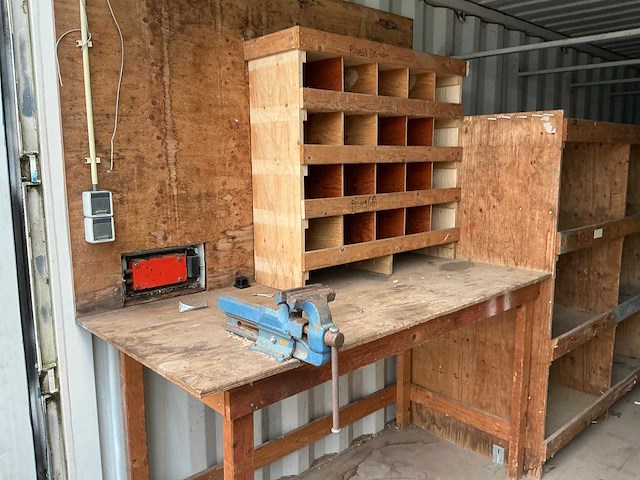 1997 20ft zeecontainer met werkplaatsinrichting - afbeelding 8 van  11