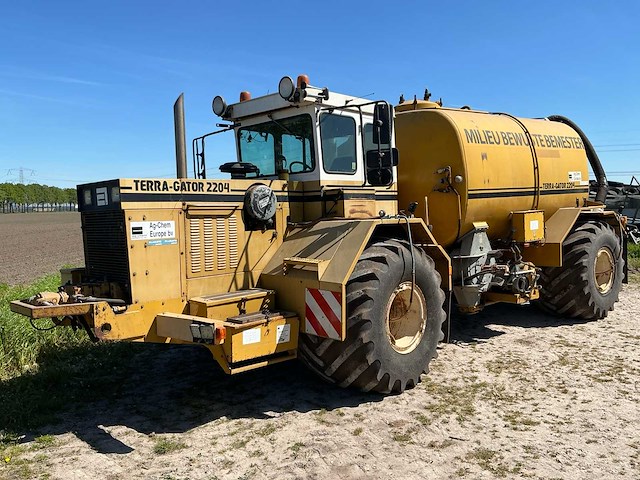 1997 ag-chem terra gator 2204 zelfrijdende mestverspreider - afbeelding 1 van  41