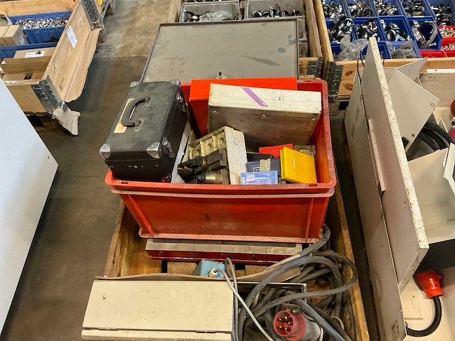 1997 agietron compact 1 zinkvonkmachine - afbeelding 4 van  21