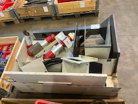 1997 agietron compact 1 zinkvonkmachine - afbeelding 11 van  21