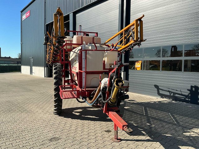 1997 agrifac eco 2024 eh getrokken veldspuit – 2.000 liter – 24 meter – 7 secties - afbeelding 12 van  24