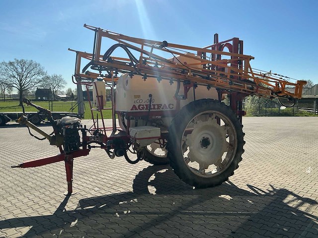 1997 agrifac eco 2024 eh getrokken veldspuit – 2.000 liter – 24 meter – 7 secties - afbeelding 18 van  24