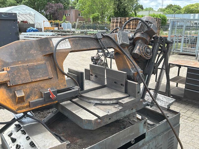 1997 anbas zac 330 metalen horizontale bandzaagmachine - afbeelding 9 van  13
