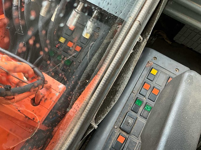1997 atlas 1304 banden graafmachine - afbeelding 32 van  39
