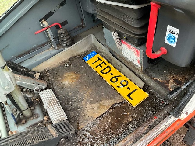 1997 atlas 1304 banden graafmachine - afbeelding 25 van  33