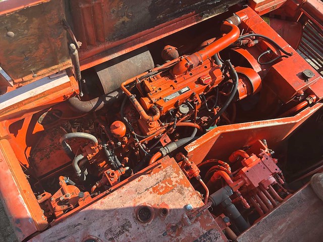1997 atlas 1404 banden graafmachine - afbeelding 4 van  5