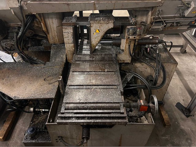 1997 behringer hbp 263a metalen horizontale bandzaagmachine - afbeelding 9 van  10