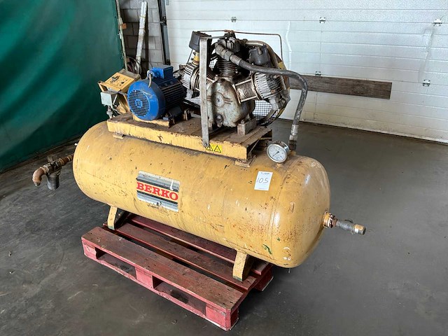 1997 berko 04-202-025 zuigercompressor - afbeelding 1 van  4