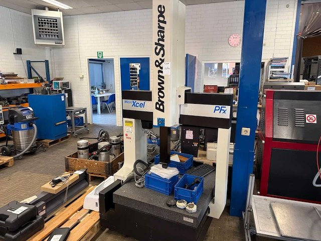 1997 brown & shape microxcel pfx 3d-meetmachine - afbeelding 1 van  30