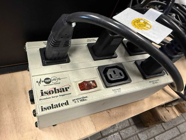 1997 brown & shape microxcel pfx 3d-meetmachine - afbeelding 21 van  30