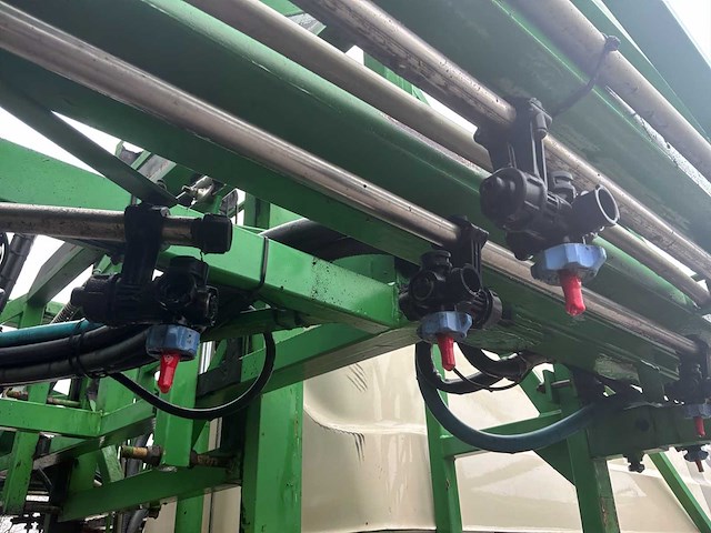 1997 chd 3027 veldspuit - afbeelding 2 van  25