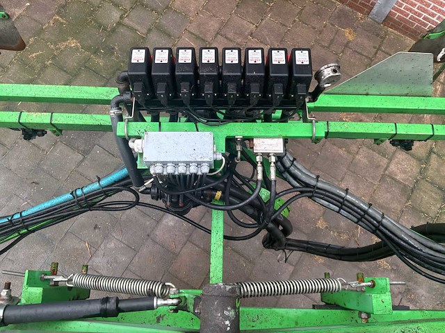 1997 chd 3027 veldspuit - afbeelding 10 van  25