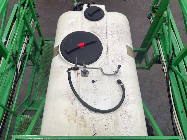 1997 chd 3027 veldspuit - afbeelding 11 van  25