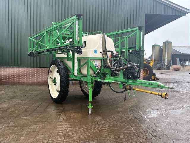 1997 chd 3027 veldspuit - afbeelding 1 van  25