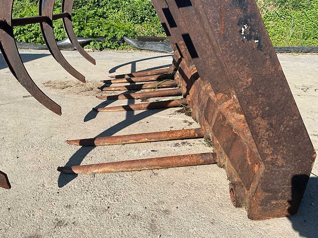 1997 chery cf02 grijperbak / mestvork / mestklauw - afbeelding 16 van  16