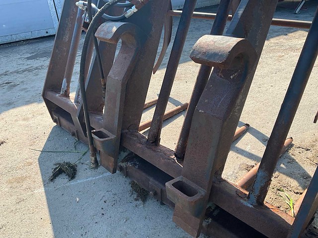 1997 chery cf02 grijperbak / mestvork / mestklauw - afbeelding 6 van  15
