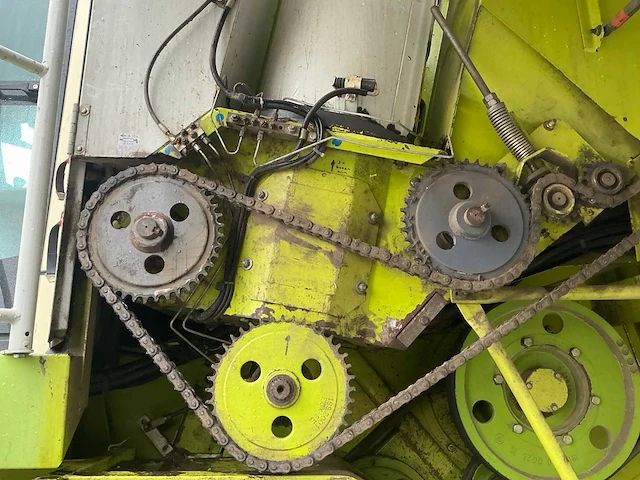 1997 claas lexion 440 maaidorser (6 schudder) - afbeelding 28 van  50
