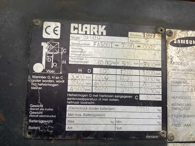 1997 clarck sf 60 d vorkheftruck - afbeelding 3 van  18