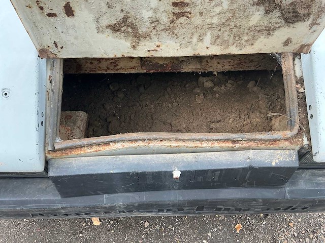 1997 clarke american lincoln 2160 zelfrijdende veegmachine defect - afbeelding 21 van  30