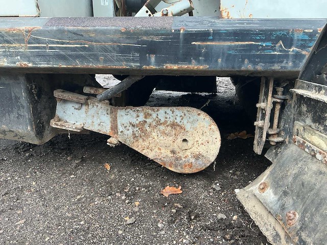 1997 clarke american lincoln 2160 zelfrijdende veegmachine defect - afbeelding 5 van  30