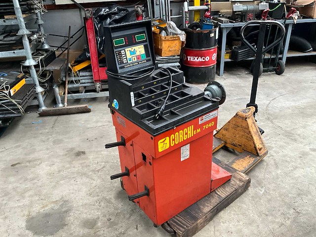 1997 corchi em 7040 banden balanceerapparaat - afbeelding 2 van  7